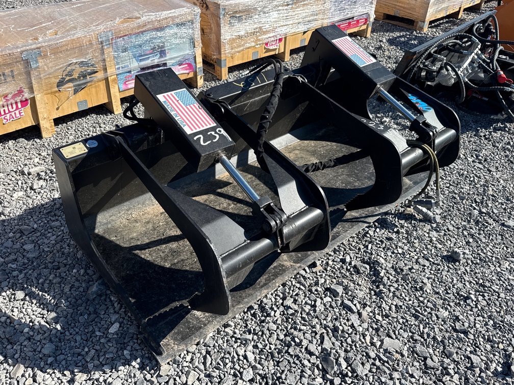 2024 66" Skid Steer Grapple Bucket