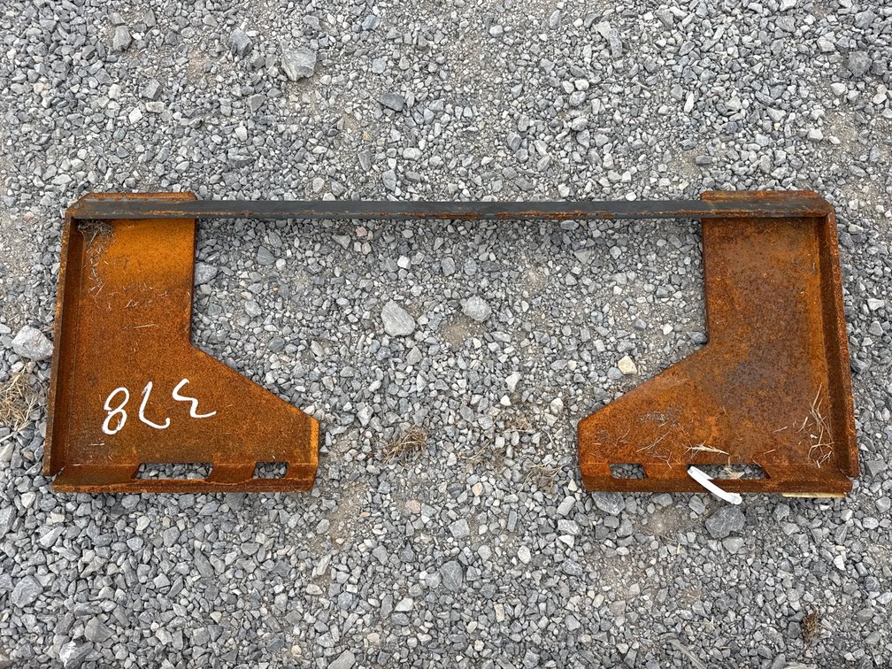 Skid Steer Quick-Attach Mounting Plate.