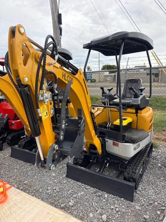 2026 SD Launch HL020 Mini Excavator
