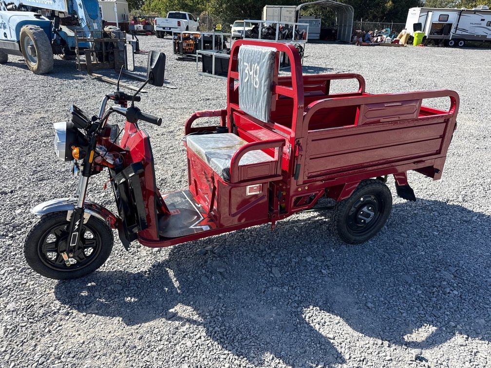 2026 ET13 Electric Utility Tricycle – Red