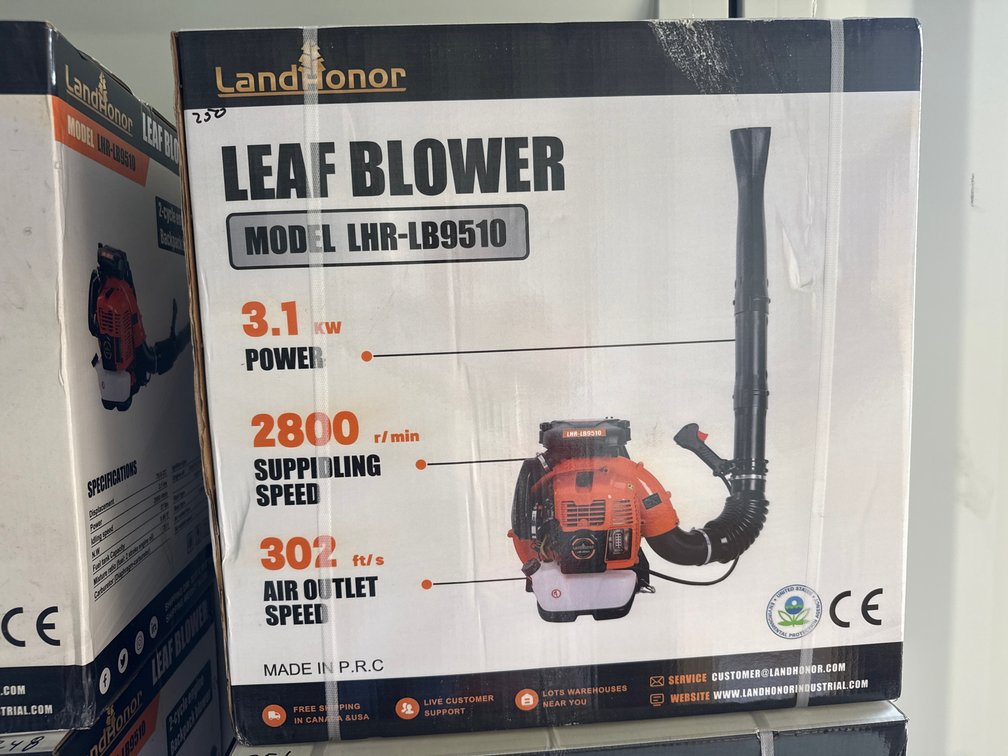 Leaf blower