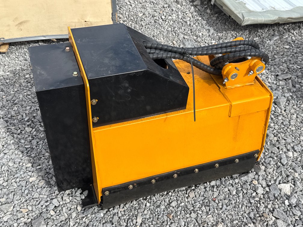 Future EBC32 Mini Excavator Brush Cutter