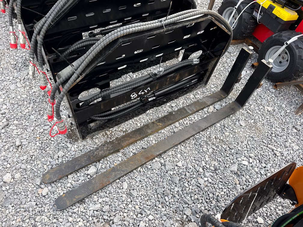 SF60 Hydraulic Side-Shift Pallet Forks