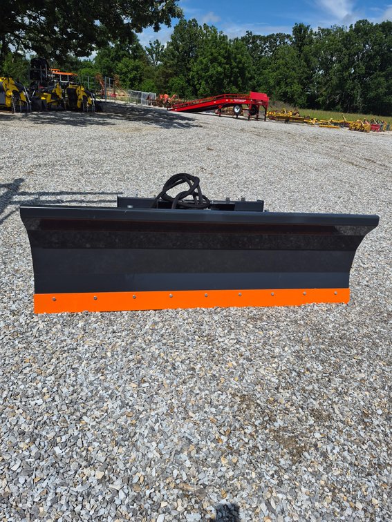 JOHN DEERE SNOW PUSHER