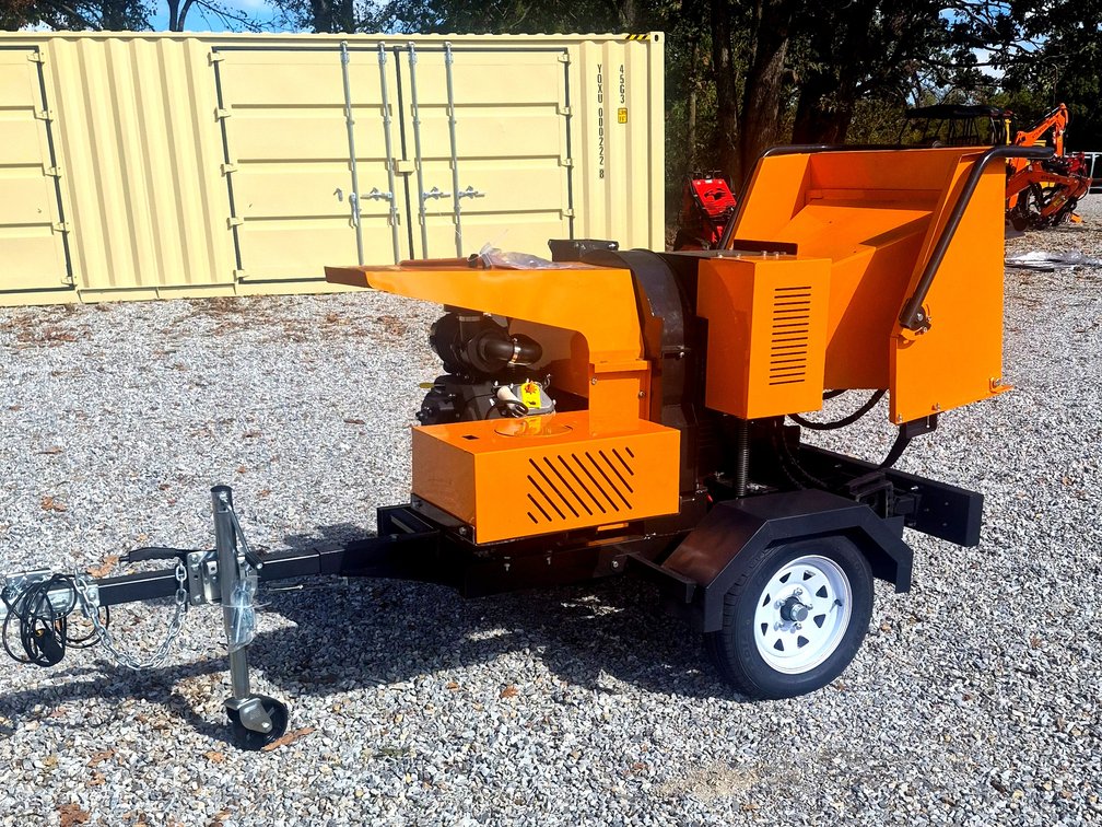 Tree Branch Leaf  Wood Chipper Mobile Garden Machine