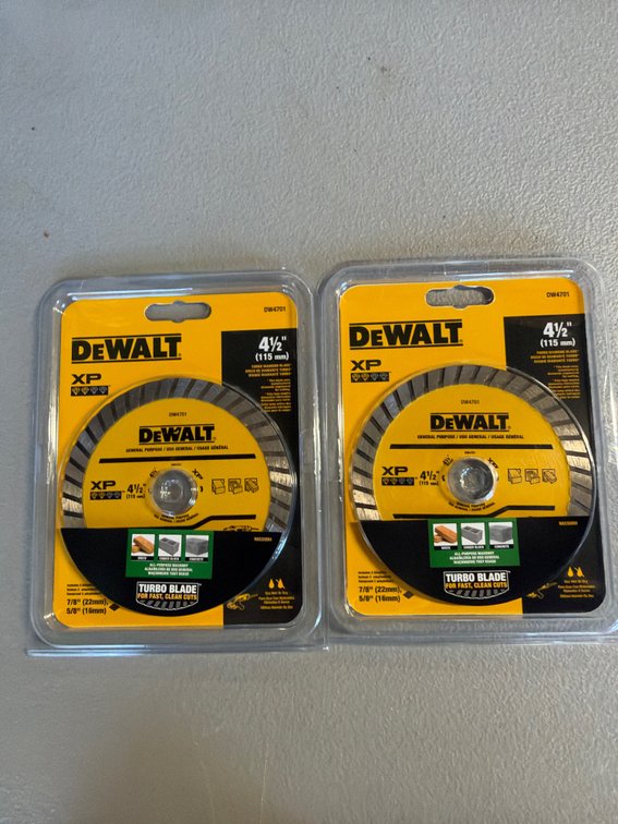 Lot of DeWalt Turbo Diamond Saw Blades