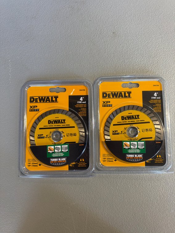 Lot of DeWalt Turbo Diamond Saw Blades