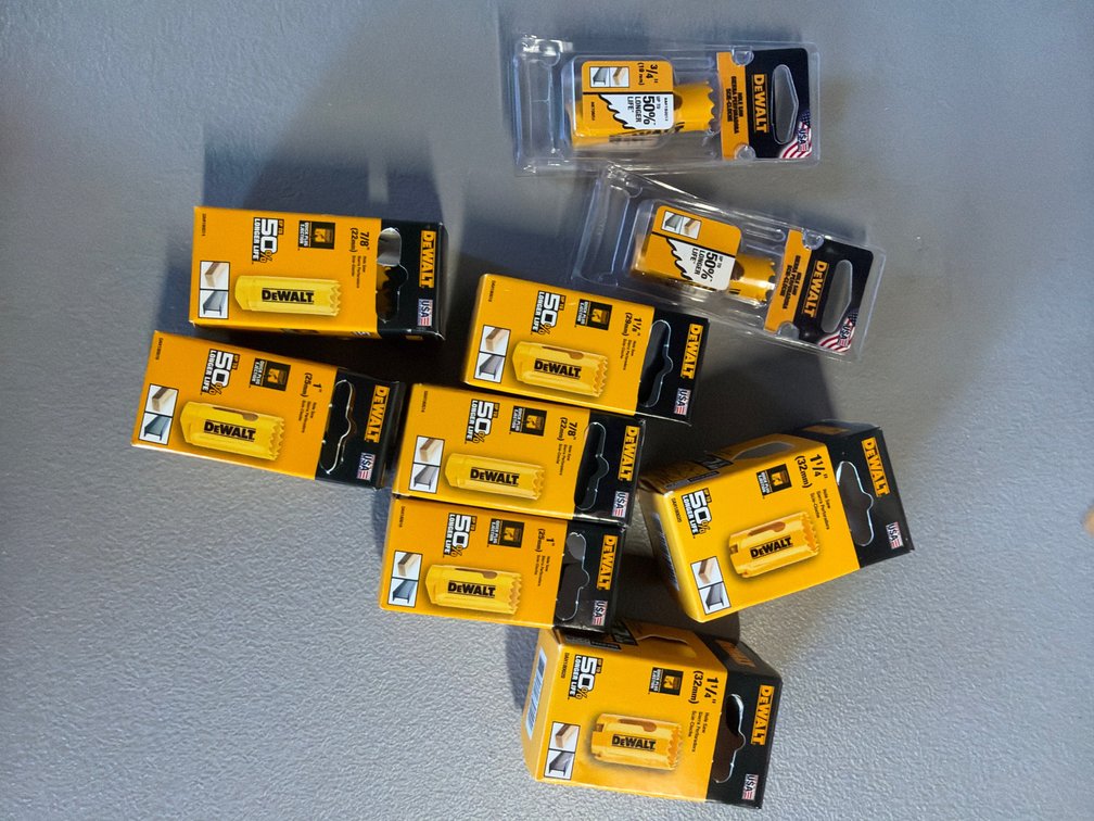 Lot of DeWalt Hole Saws