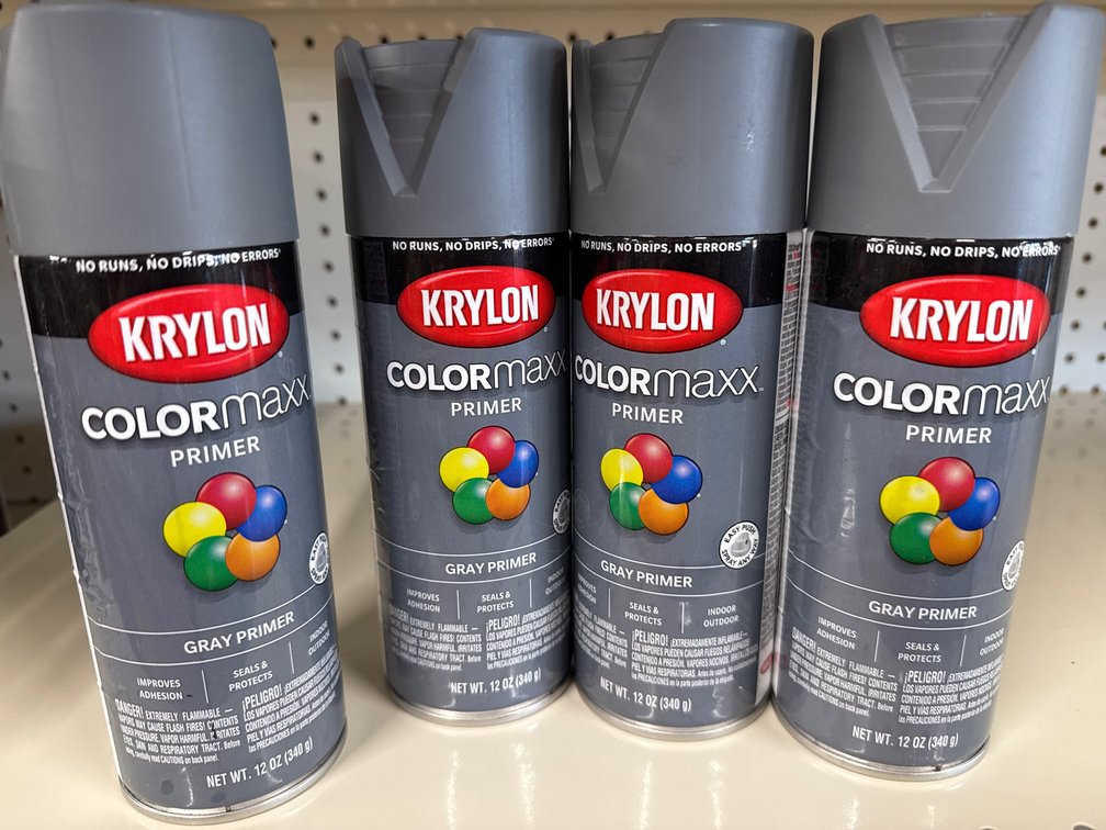 4 Krylon colormaxx gray primer
