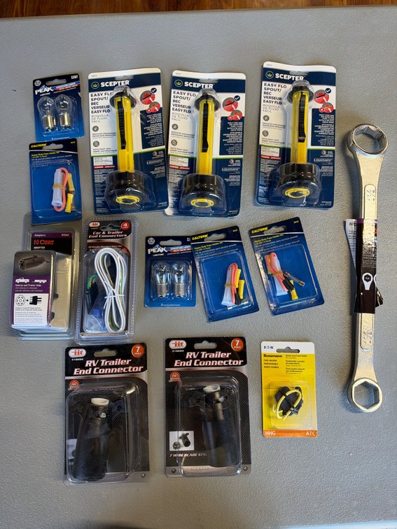 Lot of misc connectors/electrical tools