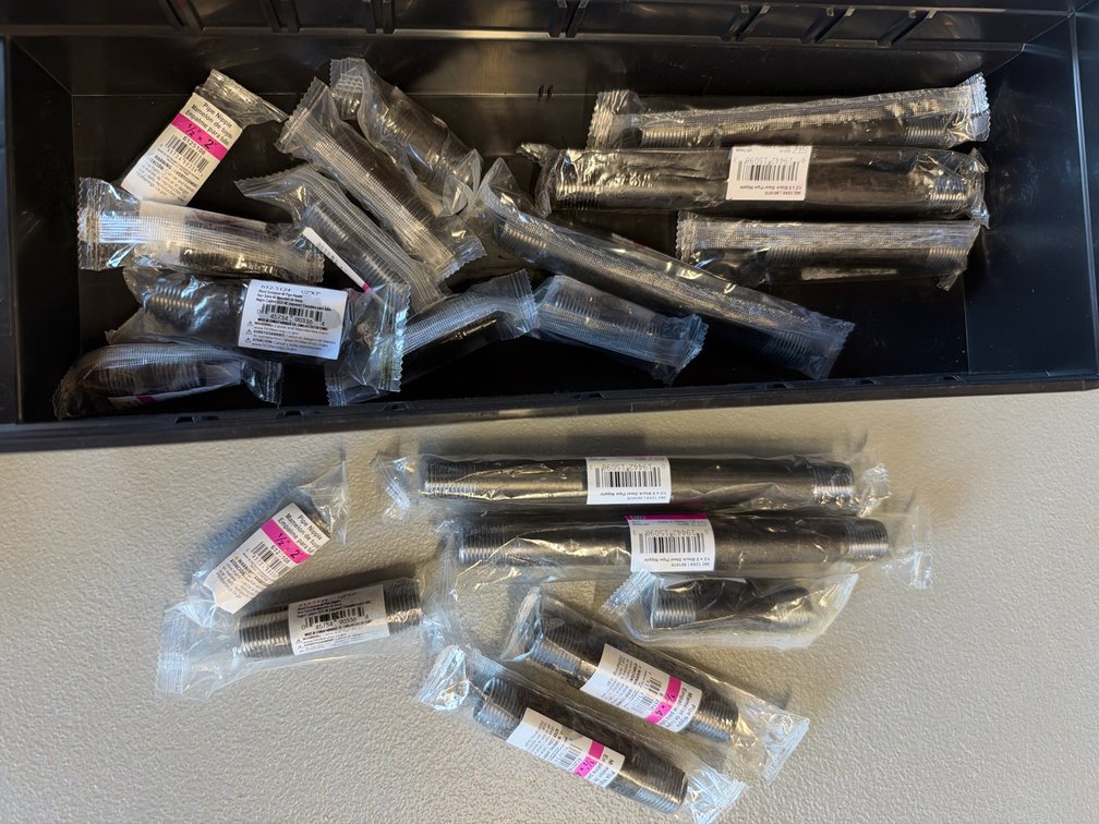 Lot of Pipe Nipples
