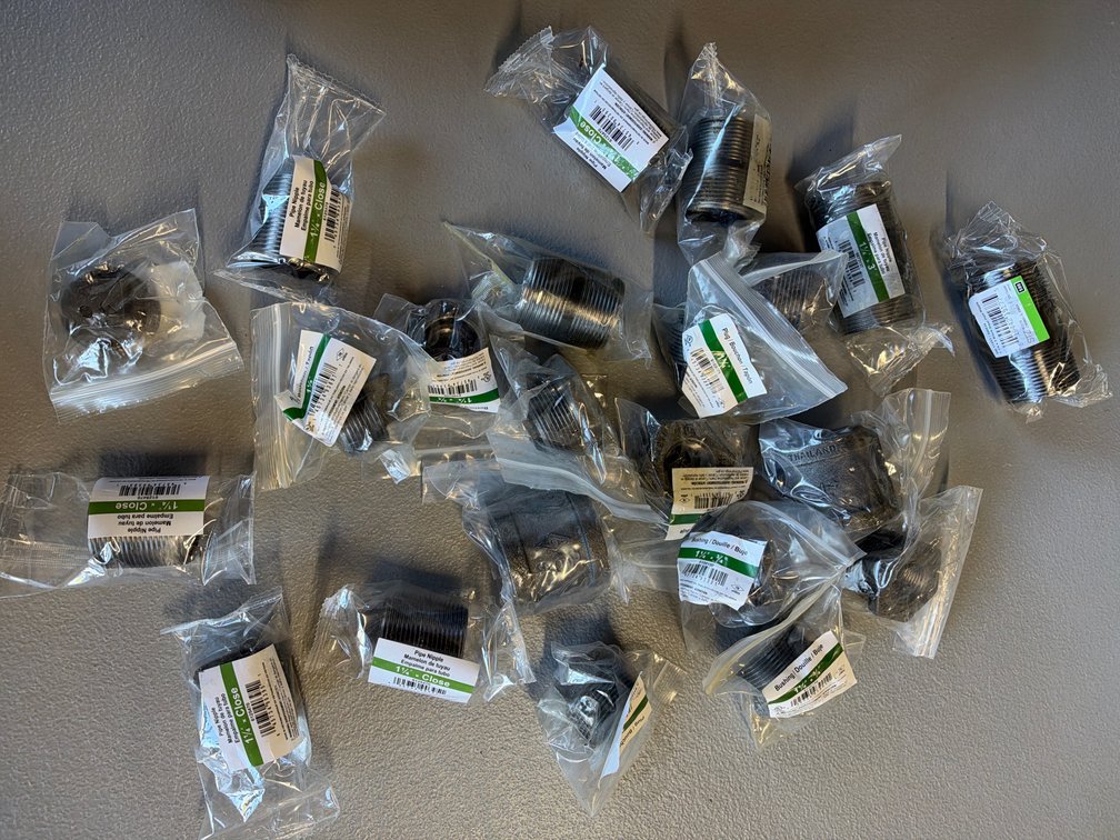 Lot of assorted pipe parts