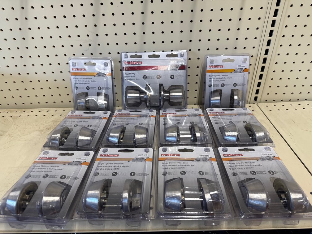 Lot of doorknobs and locks