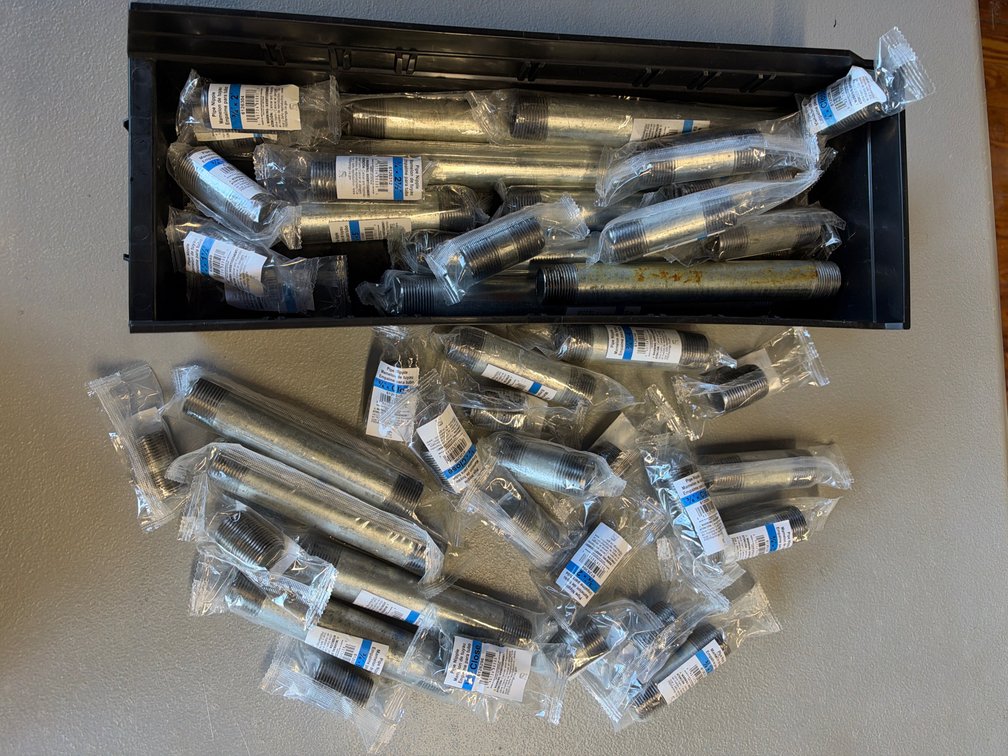 Lot of Pipe Nipples