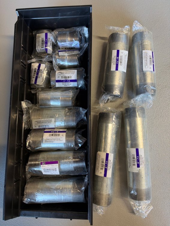 Lot of Pipe Nipples