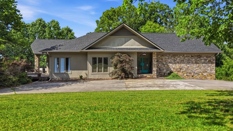 Image for 401 Pine Bluff Dr