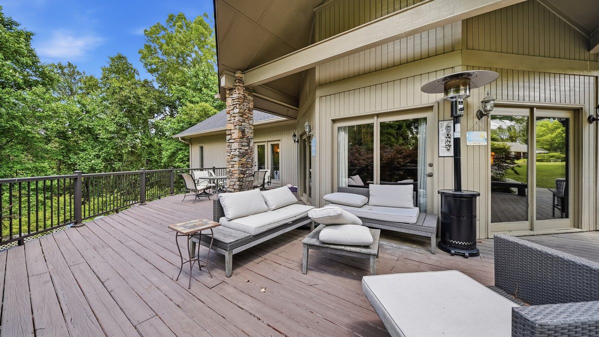 Image for 401 Pine Bluff Dr