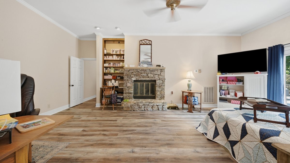 Image for 401 Pine Bluff Dr