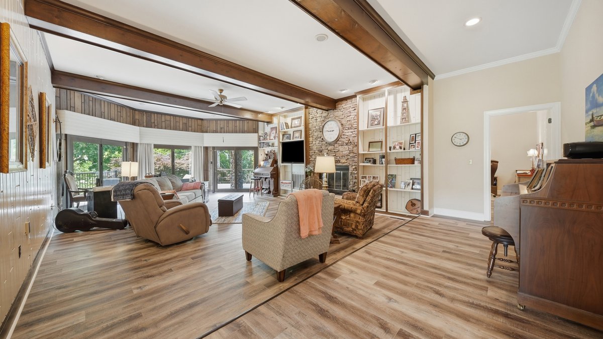 Image for 401 Pine Bluff Dr