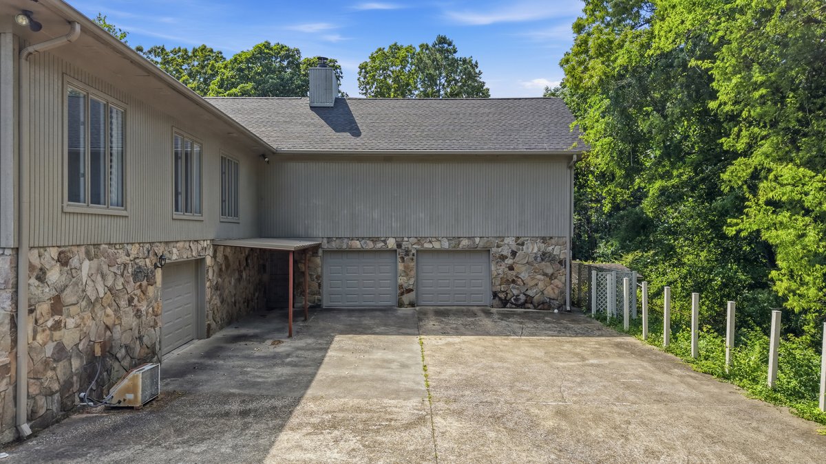 Image for 401 Pine Bluff Dr