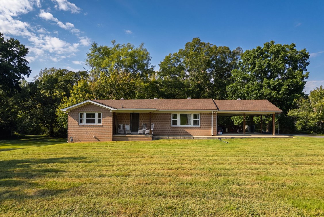 Image for 129 & 133 Cookeville Hwy Real Estate Auction