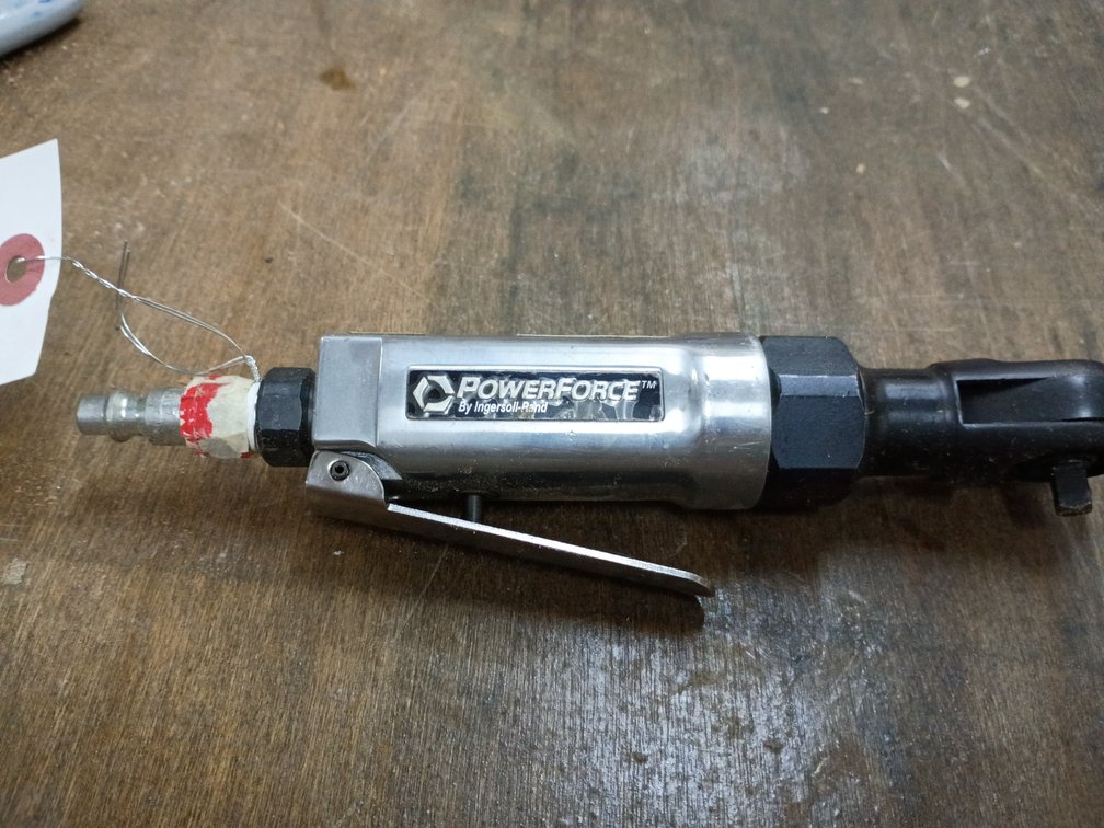 PowerForce by Ingersoll Rand PF700 3/8" Air Ratchet Wrench.