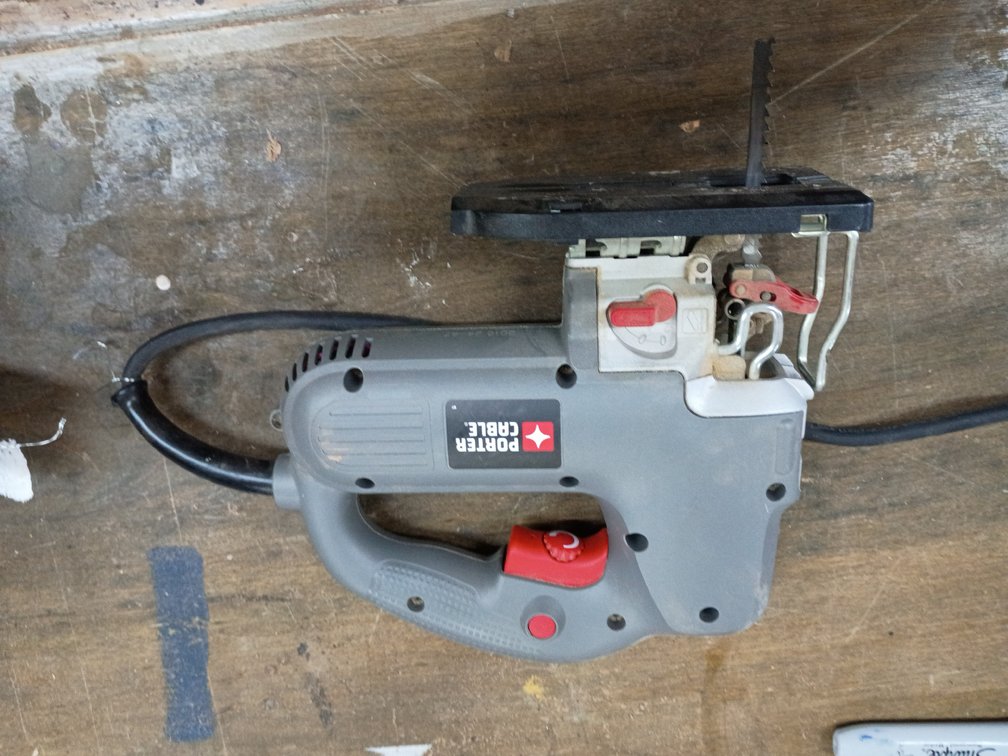 Porter-Cable PC600JS 6.0-Amp Corded Jig Saw.