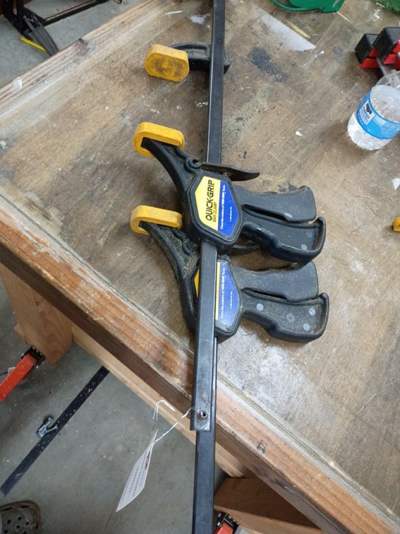 2 IRWIN Quick-Grip one-handed bar clamp. 26in.