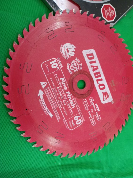2 Diablo saw blades