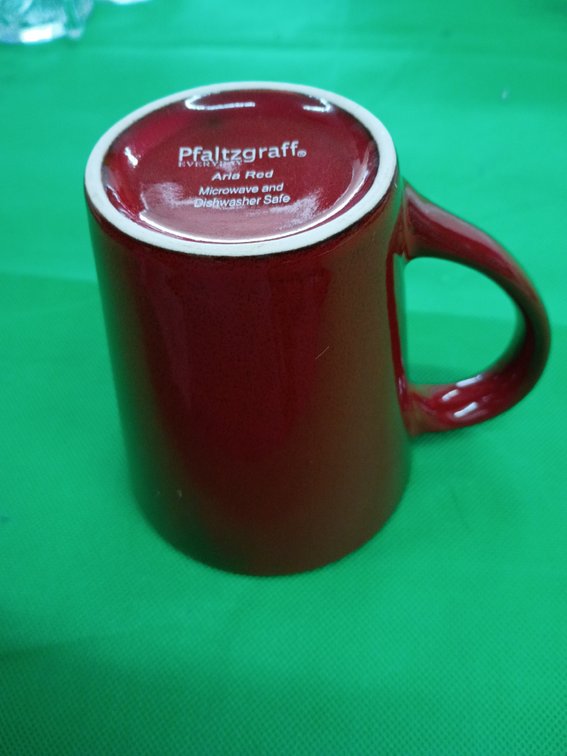12 dark red ceramic coffee mug from the Pfaltzgraff Everyday Aria Red pattern