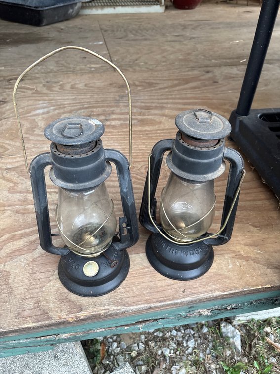 Oil lanterns