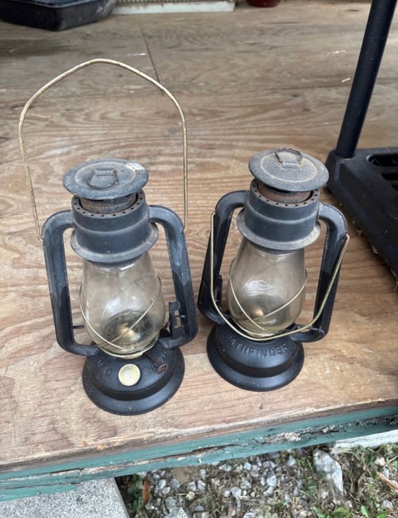 Oil lanterns