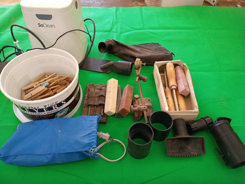Miscellaneous lot
