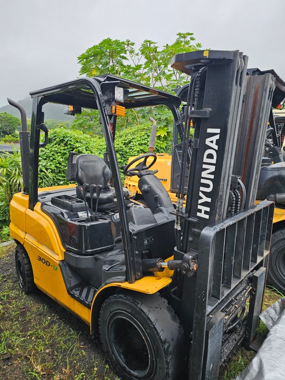 2018 Hyundai HD 30D-9 Diesel Forklift – 6,000 lb Capacity – NON-OPERATIONAL