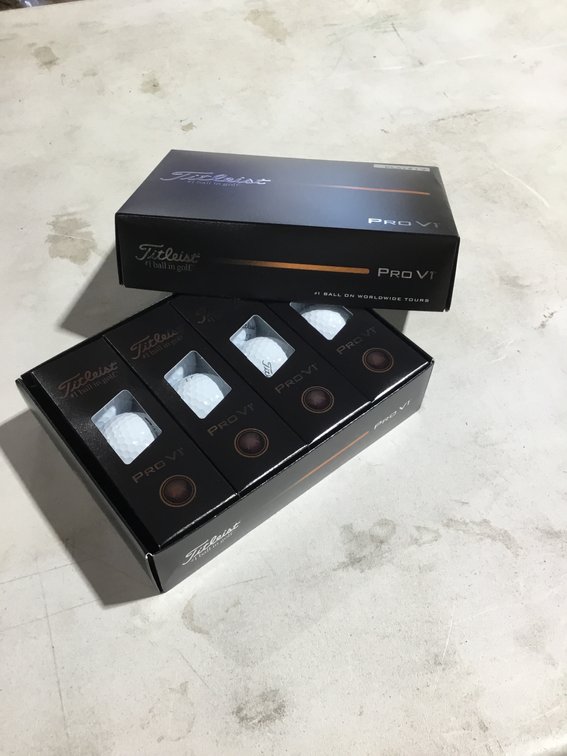 Brand New Titleist Pro V1 golf balls (1-dozen box).