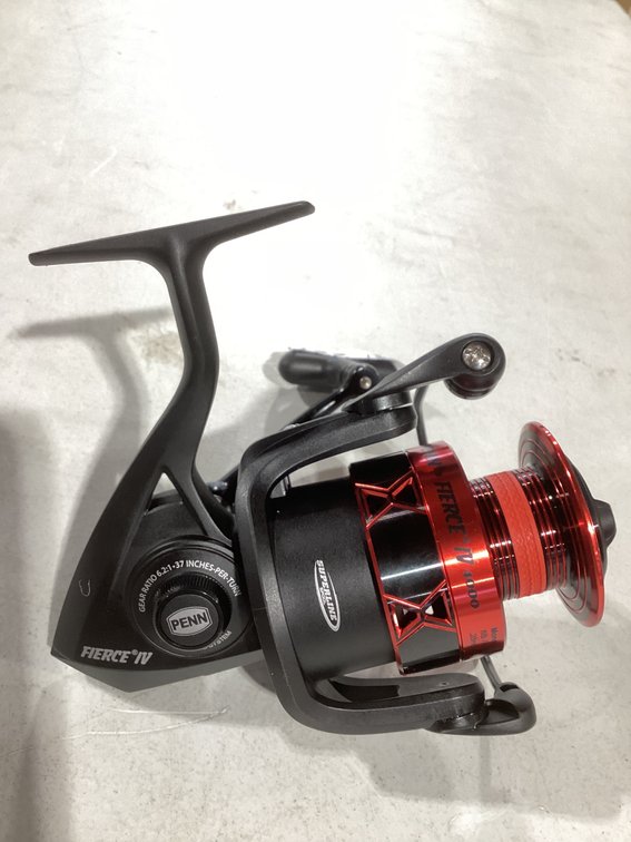 New Penn Fierce IV 4000 Spinning Reel
