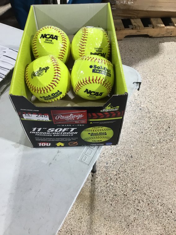 Rawlings 11” , soft indoor outdoor training softballs 10 total new