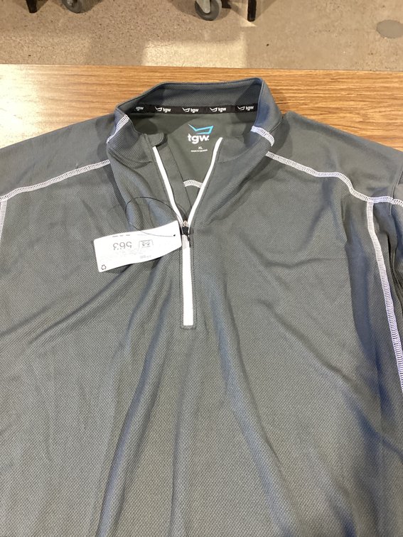 Xl tgw 3/4 zip shirt