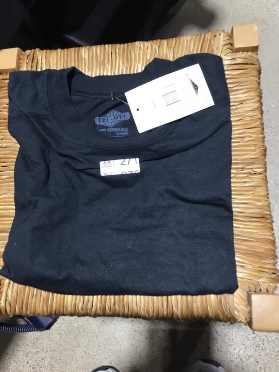TRU – SPEC size large base layer T-shirt