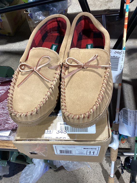 Mens trapper moc sz 11 slipper