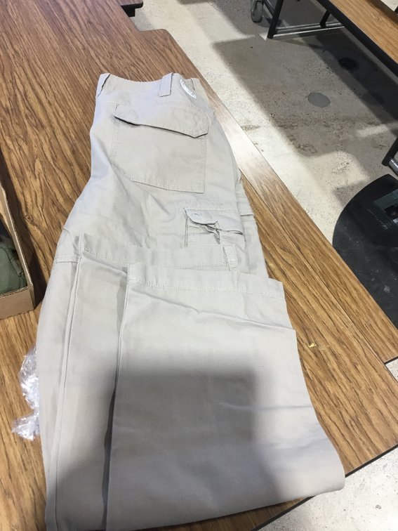 Guide gear khaki cargo pants size 38 x 32 new