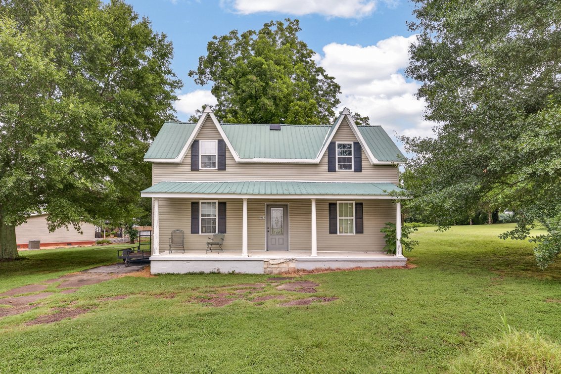 Image for ONLINE AUCTION ONLY- 1,558 sq ft , 2 bedroom, 2 bathroom partially renovated home on .60 acre lot  in Ardmore Tennessee