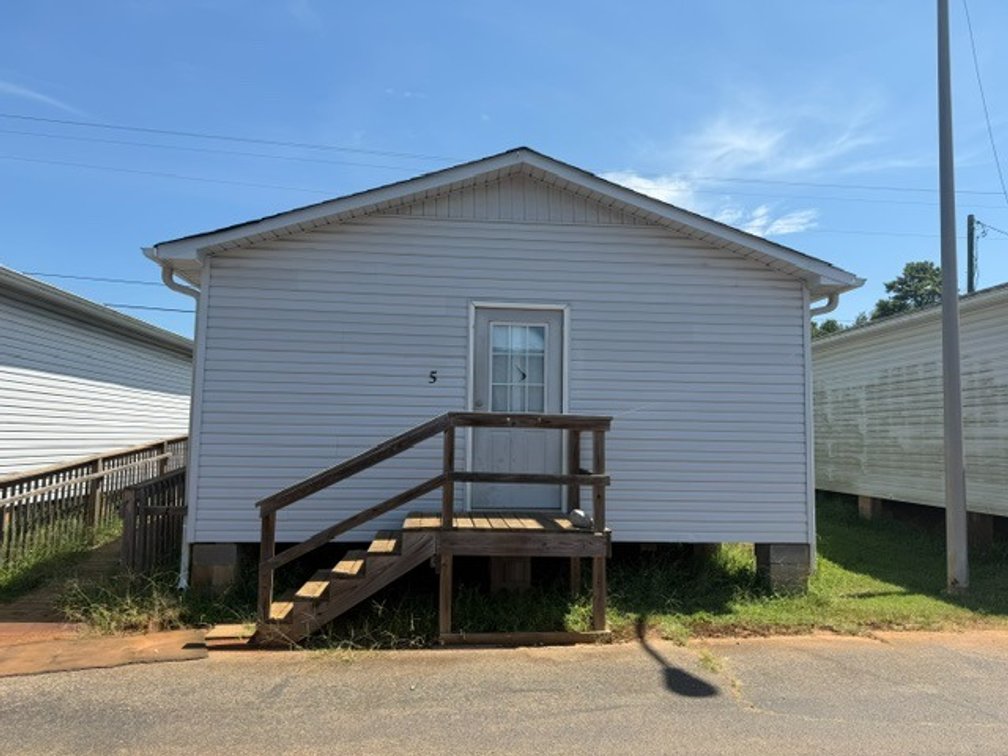 Image for ONLINE AUCTION ONLY - 5 School Buildings in Limestone County