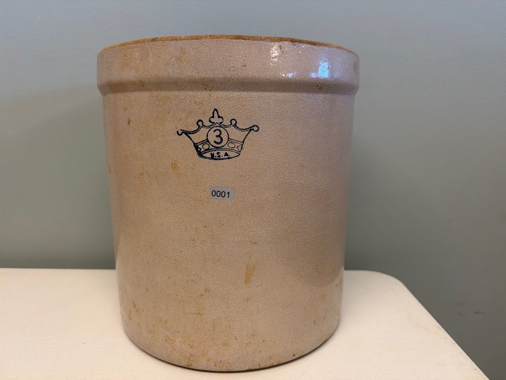 Image for Online Auction - Personal Items ONLINE AUCTION — Vintage, Christmas, Collectables, Baseball, much more!