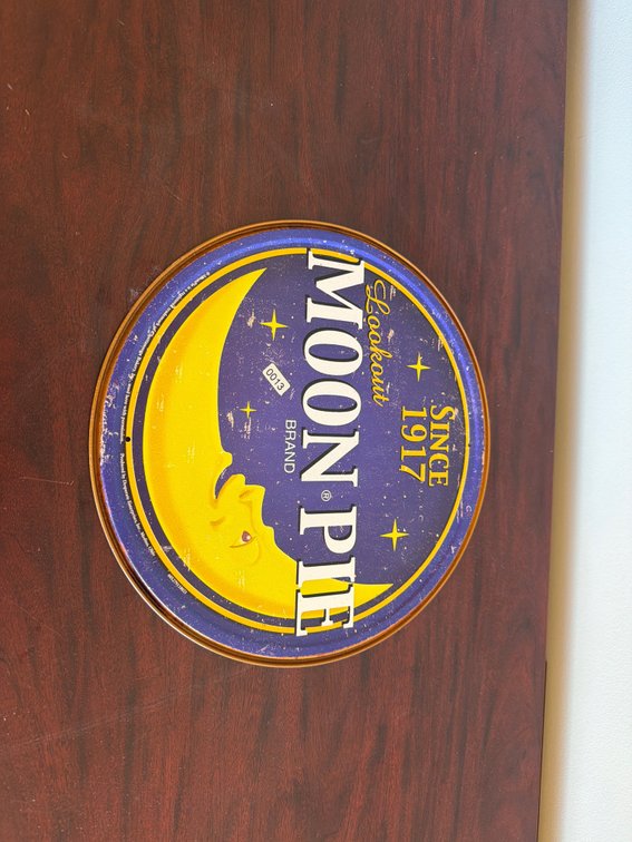 Moon pie sign