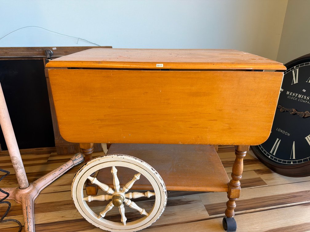 Drop leaf serving cart