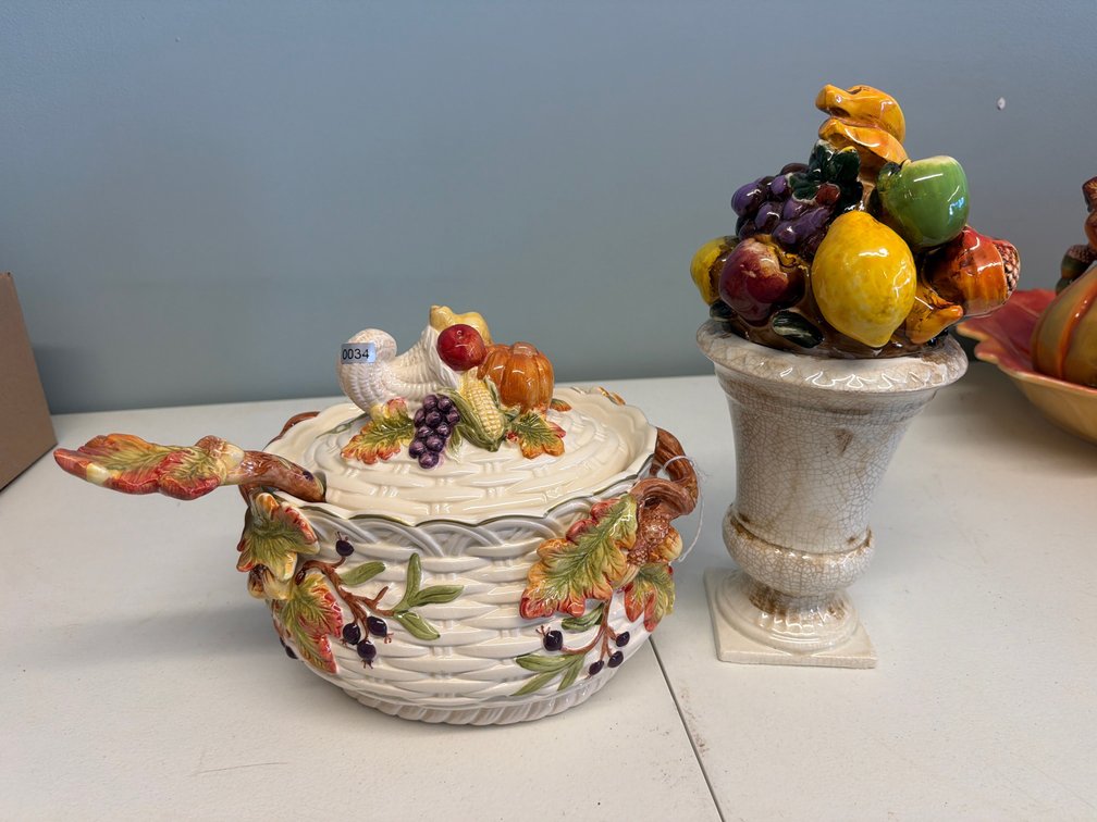Ceramic serving