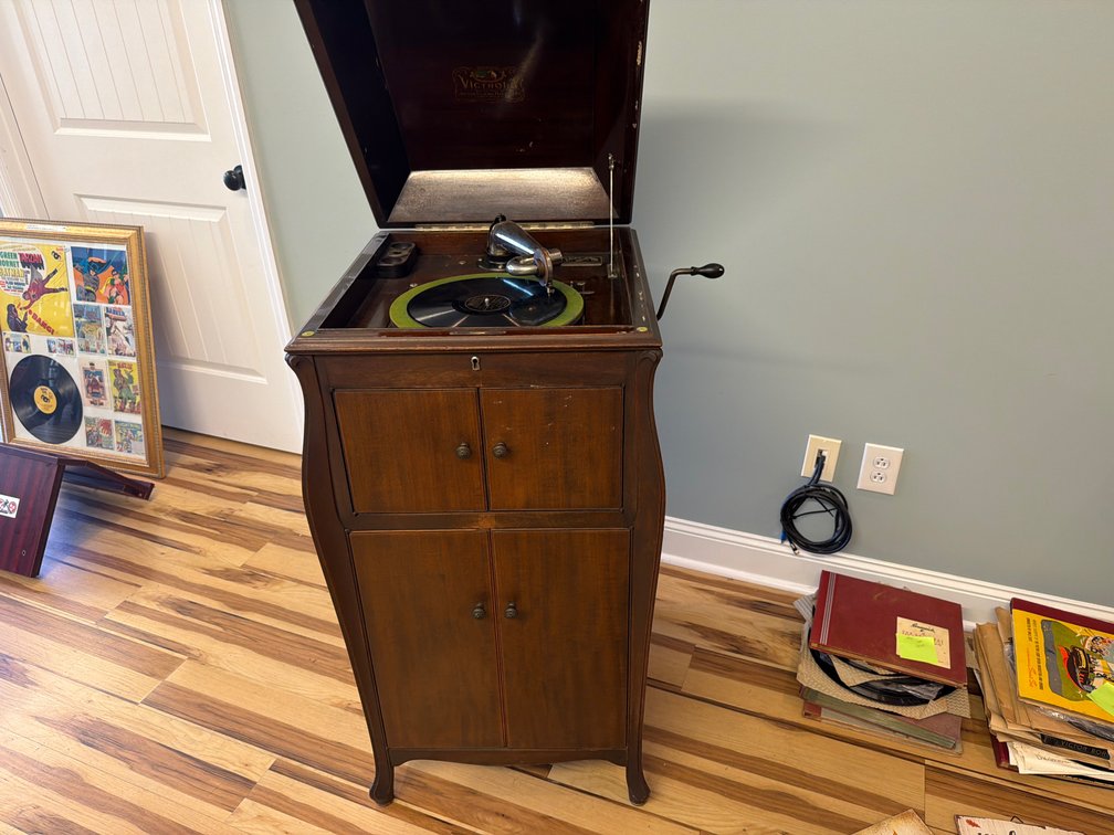 1922 Victor Victrola