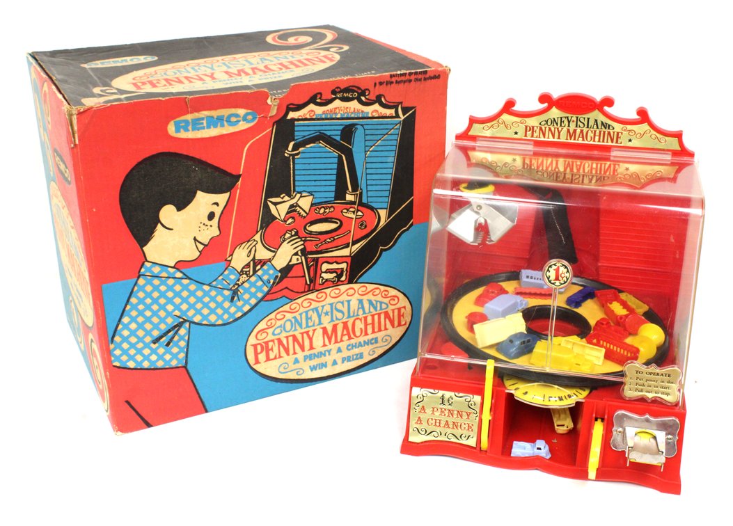 Remco Coney Island Penny Machine Crane Toy with Box