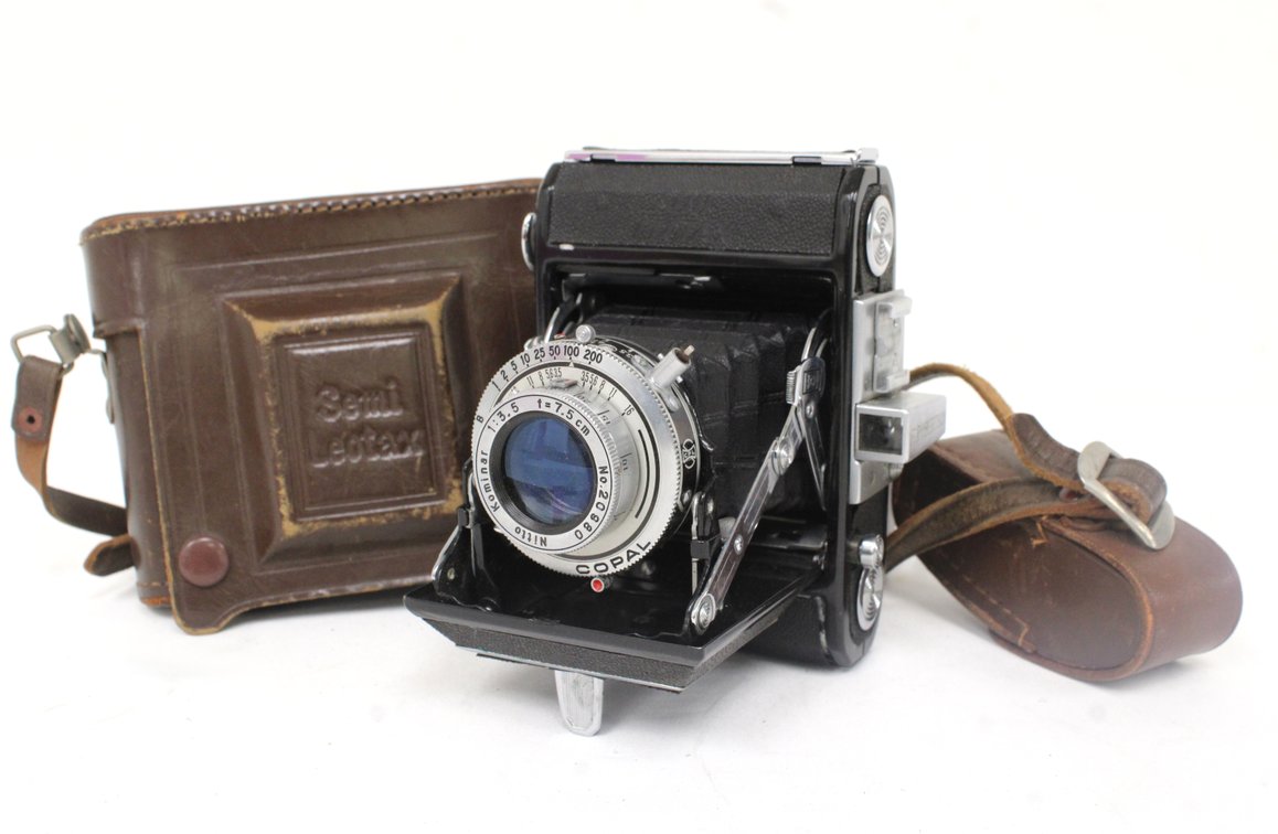 Semi Leotac Antique Camera with Case